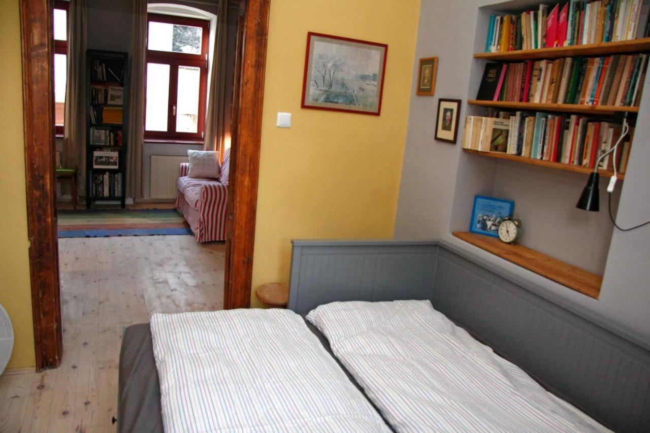 Green Tree Apartment Pécs Eksteriør billede